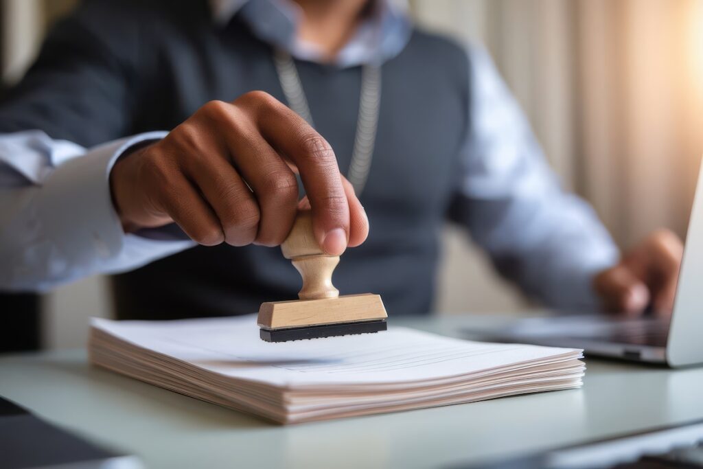 Aquí puedes encontrar las oficinas más importantes para realizar trámites en los Estados Unidos.